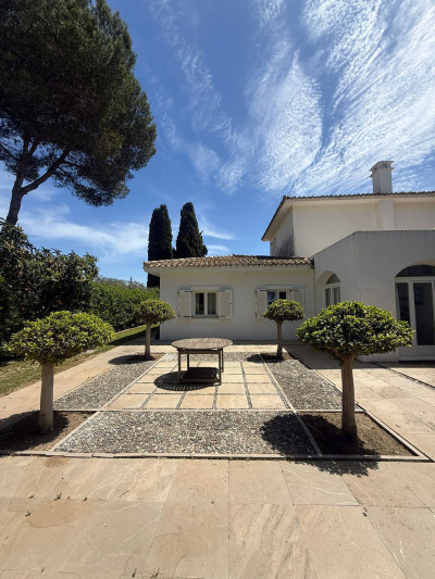 3 Bedroom Detached Villa in Sotogrande Costa - Image 3