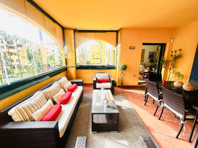 2 Bedroom Middle Floor Apartment in San Pedro de Alcántara