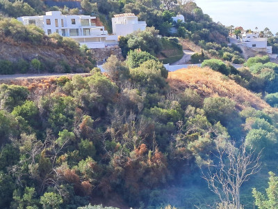 Residential Plot in Marbella - Image 3