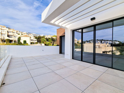 2 Bedroom Duplex in Artola - Image 2