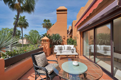 2 Bedroom Penthouse in Marbella - Image 1