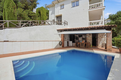 3 Bedroom Detached Villa in La Cala de Mijas - Image 2