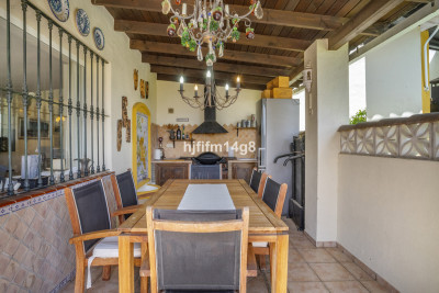 3 Bedroom Townhouse in Nueva Andalucía - Image 3