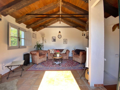 3 Bedroom Semi-Detached House in Marbella - Image 4