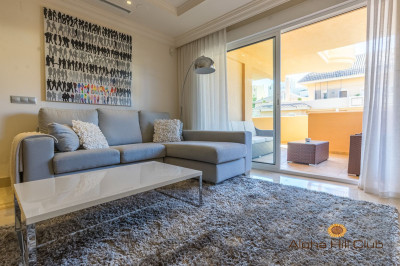 2 Bedroom Middle Floor Apartment in Nueva Andalucía