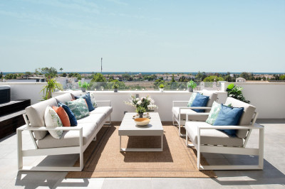 3 Bedroom Penthouse in Puerto Banús - Image 2