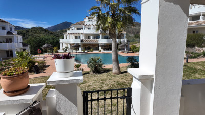 2 Bedroom Middle Floor Apartment in Nueva Andalucía - Image 5