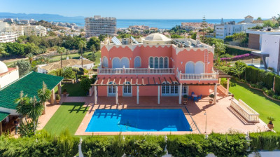 7 Bedroom Detached Villa in Benalmadena