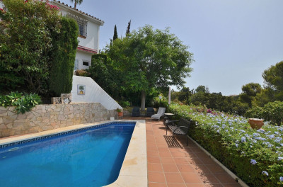 3 Bedroom Detached Villa in Benalmadena Costa - Image 2
