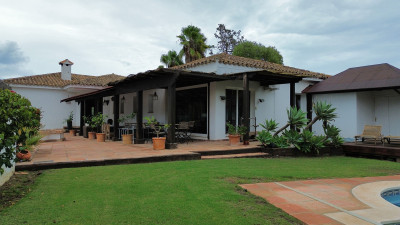 5 Bedroom Detached Villa in Sotogrande Costa - Image 3