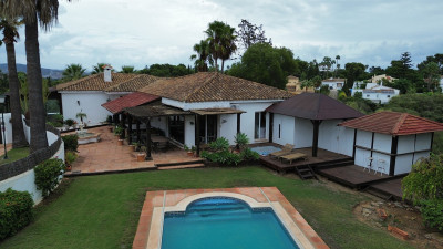 5 Bedroom Detached Villa in Sotogrande Costa - Image 4