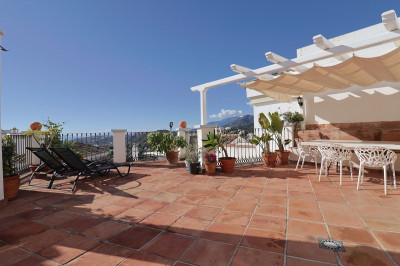 3 Bedroom Townhouse in La Heredia - Image 1