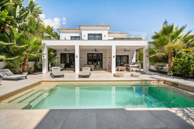 4 Bedroom Detached Villa in Marbesa