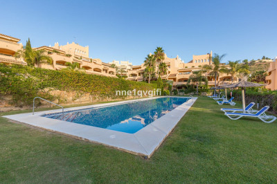 3 Bedroom Penthouse in Elviria - Image 1