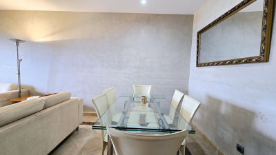 2 Bedroom Middle Floor Apartment in La Duquesa - Image 5