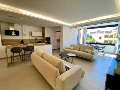 3 Bedroom Middle Floor Apartment in Elviria