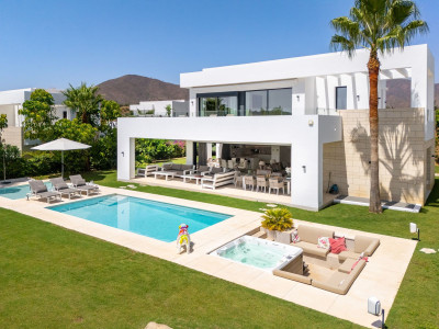 6 Bedroom Detached Villa in La Cala Golf - Image 1