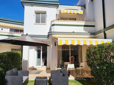 3 Bedroom Townhouse in Estepona - Image 1