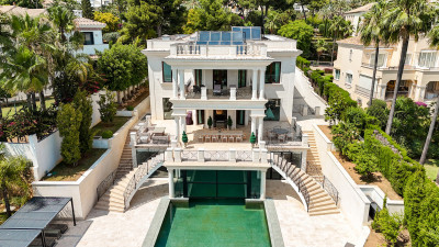 8 Bedroom Detached Villa in Sierra Blanca - Image 5