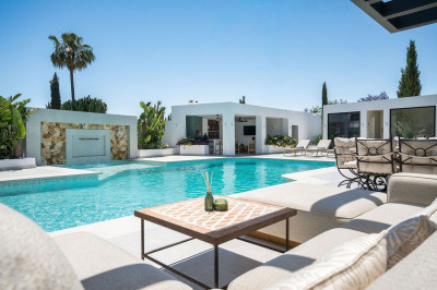 6 Bedroom Detached Villa in Bel Air - Image 5