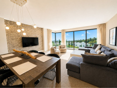 3 Bedroom Middle Floor Apartment in La Quinta - Image 3