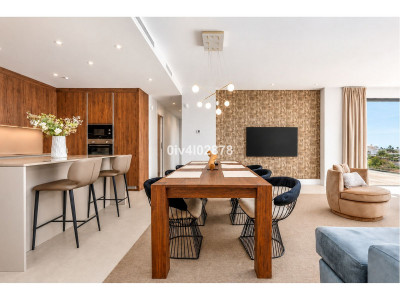 3 Bedroom Middle Floor Apartment in La Quinta - Image 5