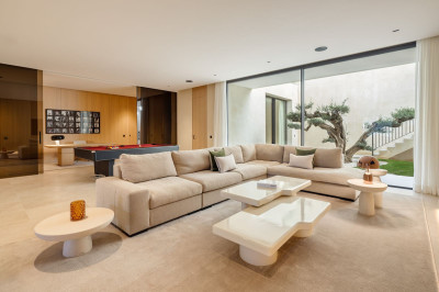 6 Bedroom Detached Villa in El Madroñal - Image 4