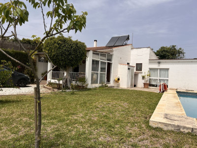 5 Bedroom Detached Villa in Selwo - Image 4