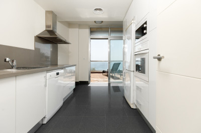 2 Bedroom Penthouse in Manilva - Image 4