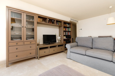 2 Bedroom Penthouse in Manilva - Image 5