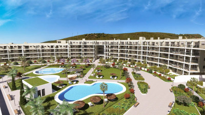 2 Bedroom Middle Floor Apartment in Manilva - Image 1
