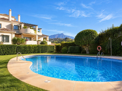 2 Bedroom Ground Floor Apartment in Benahavís - Image 3