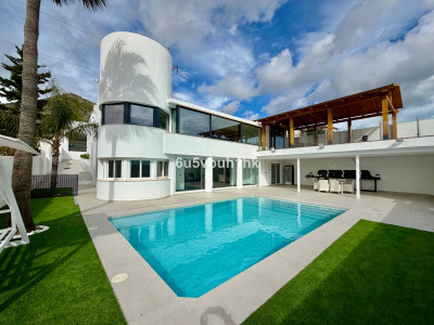 4 Bedroom Detached Villa in Benalmadena Costa