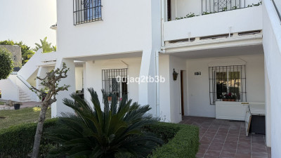 2 Bedroom Ground Floor Apartment in Nueva Andalucía