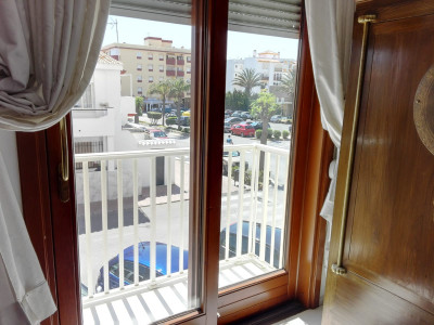 2 Bedroom Middle Floor Apartment in San Luis de Sabinillas