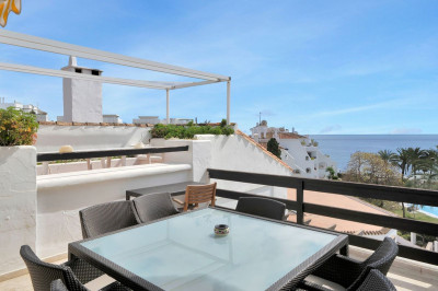 3 Bedroom Penthouse in Marbella - Image 4