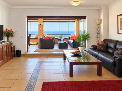 3 Bedroom Penthouse in Calahonda - Image 2