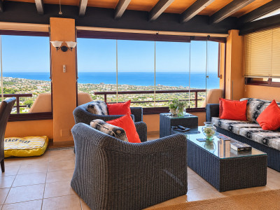 3 Bedroom Penthouse in Calahonda - Image 5