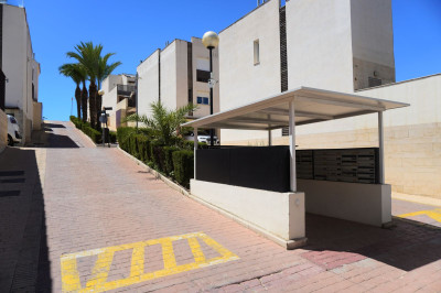 4 Bedroom Townhouse in Mijas - Image 2