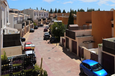 4 Bedroom Townhouse in Mijas - Image 3