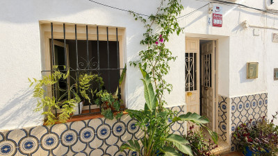 2 Bedroom Semi-Detached House in Ojén - Image 4