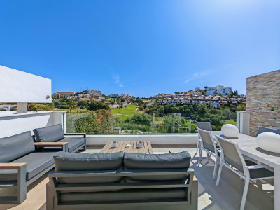 3 Bedroom Semi-Detached House in Riviera del Sol - Image 1