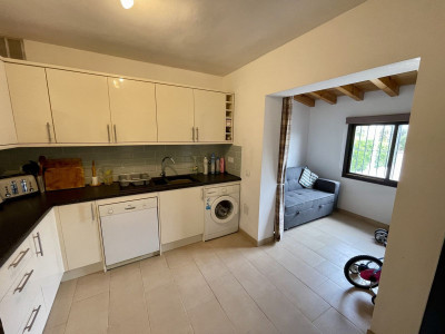 3 Bedroom Semi-Detached House in La Duquesa - Image 5