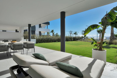 2 Bedroom Ground Floor Apartment in Santa Clara - Image 2