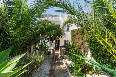 2 Bedroom Townhouse in Costabella