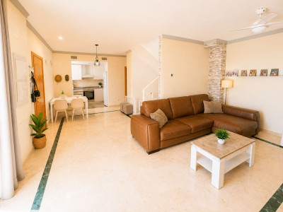 3 Bedroom Semi-Detached House in Casares Playa - Image 4