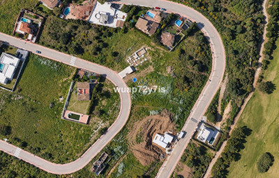 Residential Plot in Estepona - Image 4