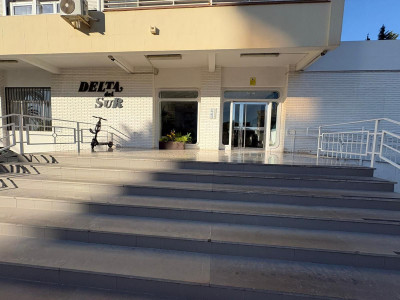 1 Bedroom Middle Floor Apartment in Arroyo de la Miel - Image 2