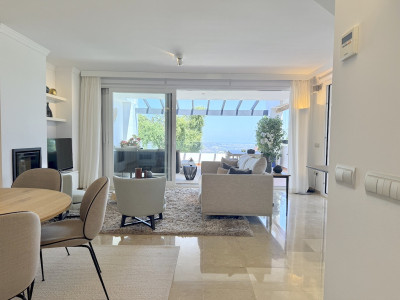 3 Bedroom Middle Floor Apartment in La Mairena - Image 4