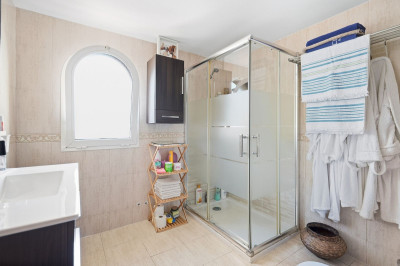 4 Bedroom Townhouse in Arroyo de la Miel - Image 5